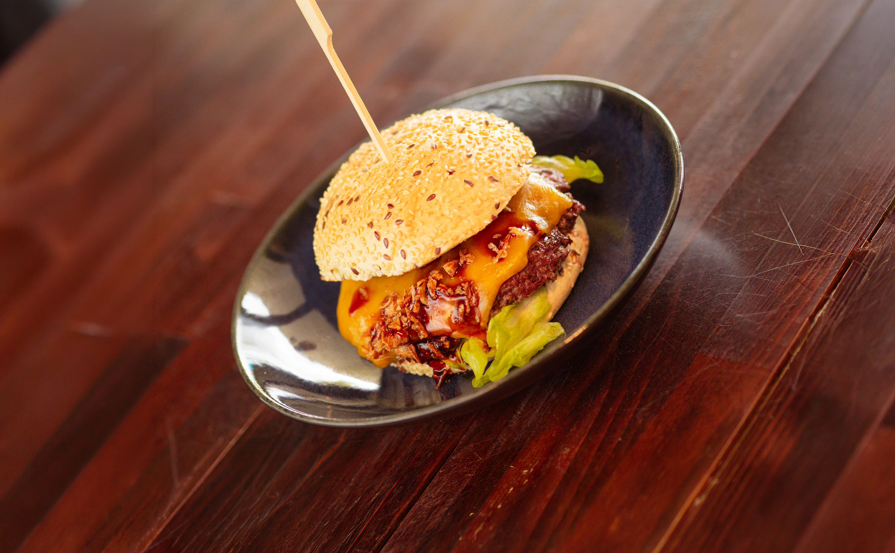 Burger am Maui Beach
